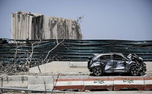 beirut-2020-destroyed car